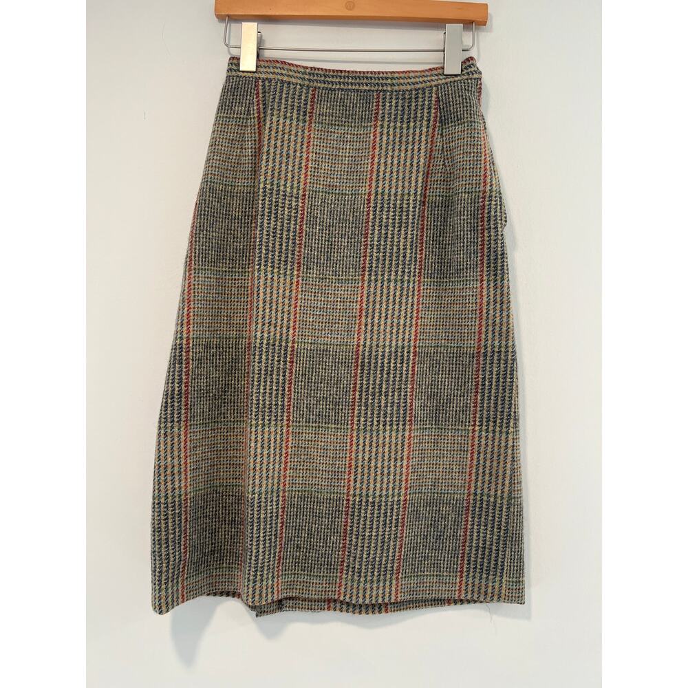 Vintage A-Line Wool Skirt Tan & Red Plaid Made in USA Size Small JL